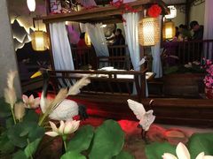 -韵秋荷(宝山龙湖天街店)