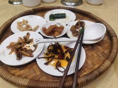 -桥香园云南过桥米线(金马碧鸡店)