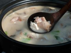 雪山鱼炖豆腐-炊烟餐厅