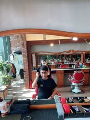 -THE BARN大屋理发馆