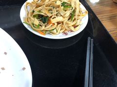 -陇上全荟兰州传统牛肉面(延吉路店)