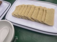 -一口猪海鲜浑锅·东北家常菜