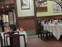 -梅龙镇酒家(南京西路总店)