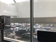 -宁波宝信宝马4S店(江北日湖店)