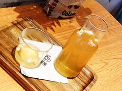 -ZING COFFEE 镜咖啡