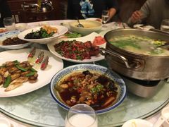 -泓历皇朝酒店(东亭店)