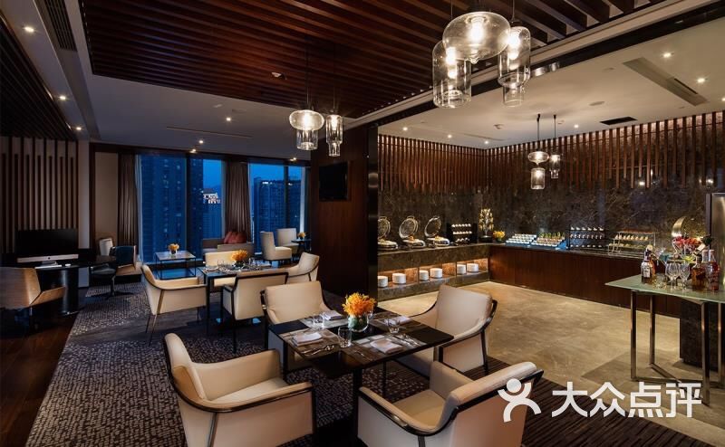 嘉发希尔顿逸林酒店行政酒廊图片 - 第1张