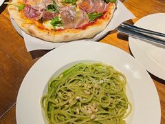 风干火腿披萨-FABIO’S费比欧披萨餐厅