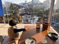 -包整·丝娃娃(一览甲秀楼风景店)