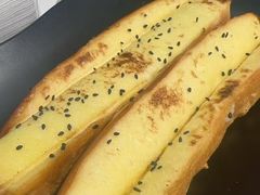 -嗨辣小聚·盘锦河蟹·海鲜烧烤龙虾(盘锦十年好店)