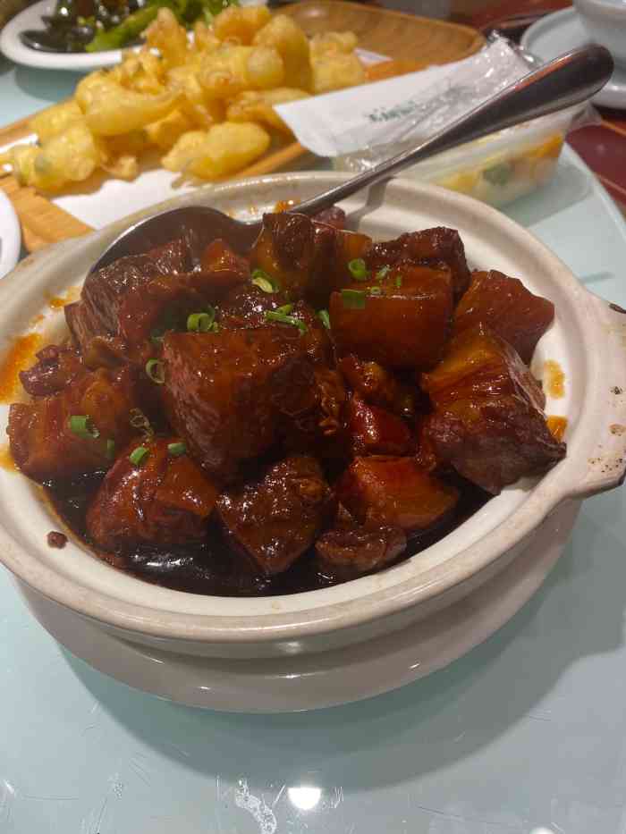 老水塔杂鱼馆-"朋友从上海来,打算带她尝尝青岛的一些特色.