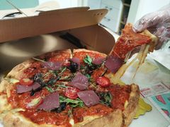 -Dragon Pizza•圆脸龙披萨·牛排餐厅