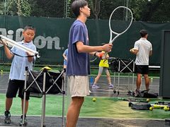 -快网网球俱乐部(徐汇爱建园店)