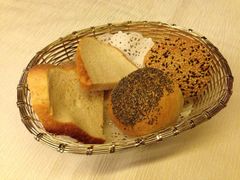 菜前面包-北京建国饭店杰斯汀法餐厅