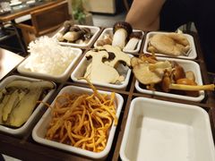 -滇牛云南火锅(桂林路店)