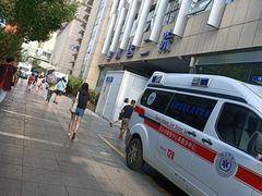 -浙江大学医学院附属第二医院-地面停车场