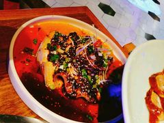 -三人行骨头王火锅(长寿店)