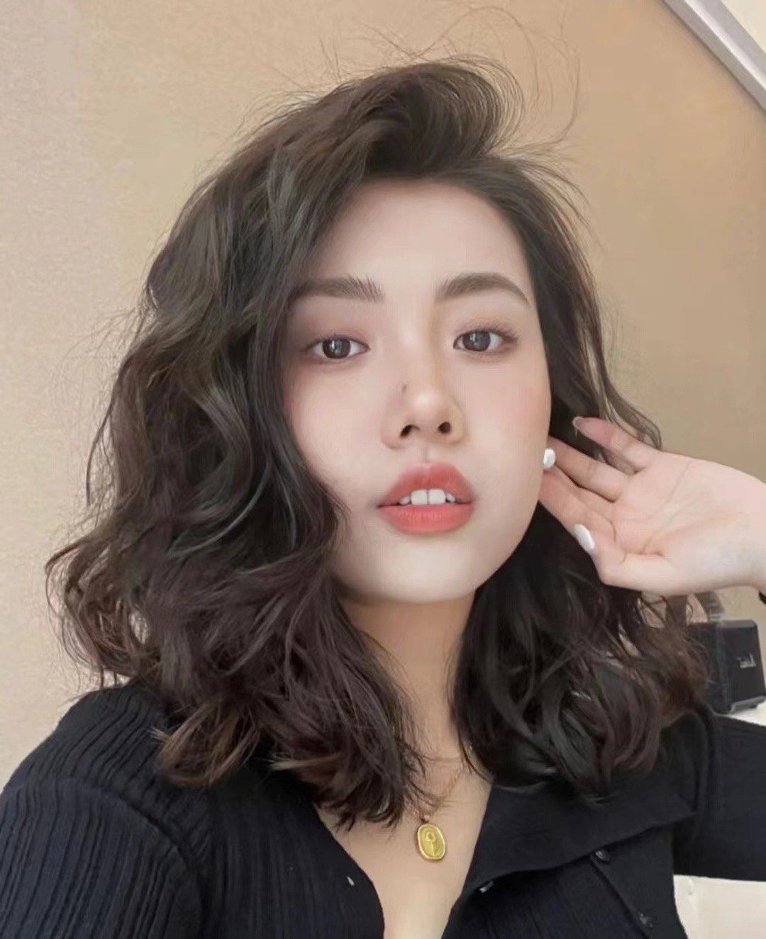 韩式纹理烫慵懒随意发型分享 韩式浪漫卷发气垫烫的女生中长烫发