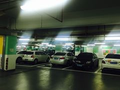 -久光百货-地下停车场