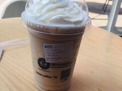 -瑞幸咖啡(北工大理科楼店)