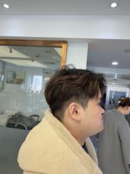 -镁连社·美联社