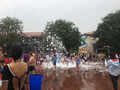 -欢乐水魔方水世界
