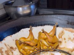 -头上红煨盐鸡·非遗院子餐厅