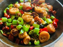 鹅卵石爆肥肠-老板恋上鱼(恒隆广场店)