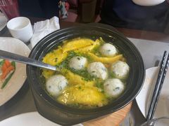 草鸡汤菌菇煨手工鱼丸-苏城小院·园林精致苏州菜(斜塘老街店)