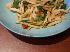 -魏铭鱼头捞饭(晋阳路店)