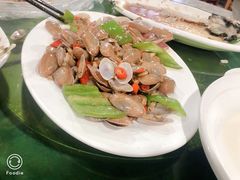 -四川小胡子海鲜(丁村万人海鲜广场店)