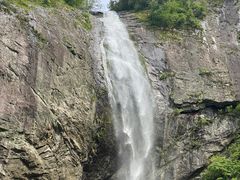 -燕子河大峡谷天坑仙境