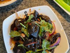 凉拌小木耳-白鹭·江南宴(茂悦东荟城店)