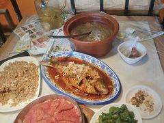 -老街烧烤大排档·地道湖北菜·龙虾馆(汉口火车站店)