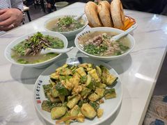 麻酱黄瓜-清真喜兰老丁羊汤特色小吃