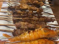 -喝丢一只鞋海鲜烧烤·海肠捞饭(市场店)