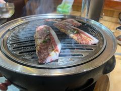 -汉城烤肉·黑金冠(华山路店)