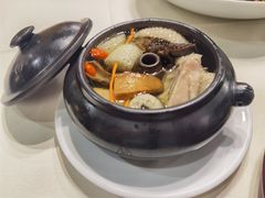 山珍汽锅鸡-泓0871臻选云南菜·味庄