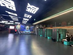 -极限PLAY运动娱乐新世界·团建派对潮玩休闲馆·室内蹦极高空游乐园