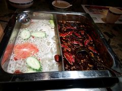 -月满大江经典火锅(任城路店)
