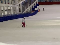 -乔波室内滑雪场