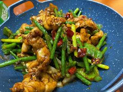 干锅牛蛙-绅士餐厅龙虾·烧烤(西门路店)