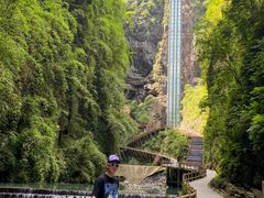 -阿依河景区