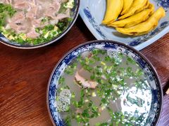 -老新隆牛肉锅贴(新街口店)