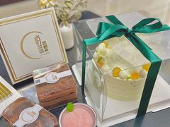 -山与蓝·轻糖鲜果蛋糕(勒泰店)