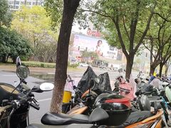 -万达广场(南昌红谷滩店)
