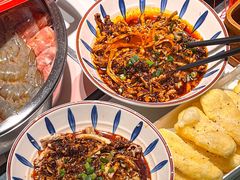 -黄记煌三汁焖锅(新佳丽江汉路店)