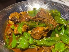 -东口码头·烧鸽子·鱼头泡饼·地方菜(金鹰悦城店)