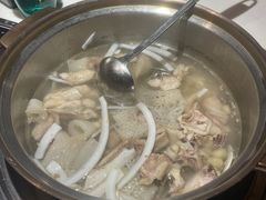 -喃喃椰·糟粕醋·椰子鸡火锅(七堡花园店)