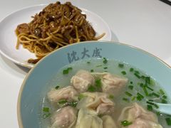 虾肉馄饨-沈大成(南京东路店)